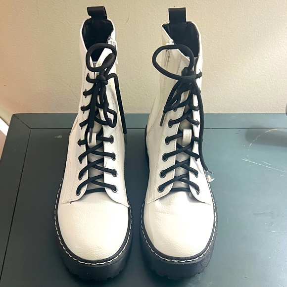 Mix No.6 - White Lace-Up Women's combat Boots faux leather zipper - Picture 3 of 12
